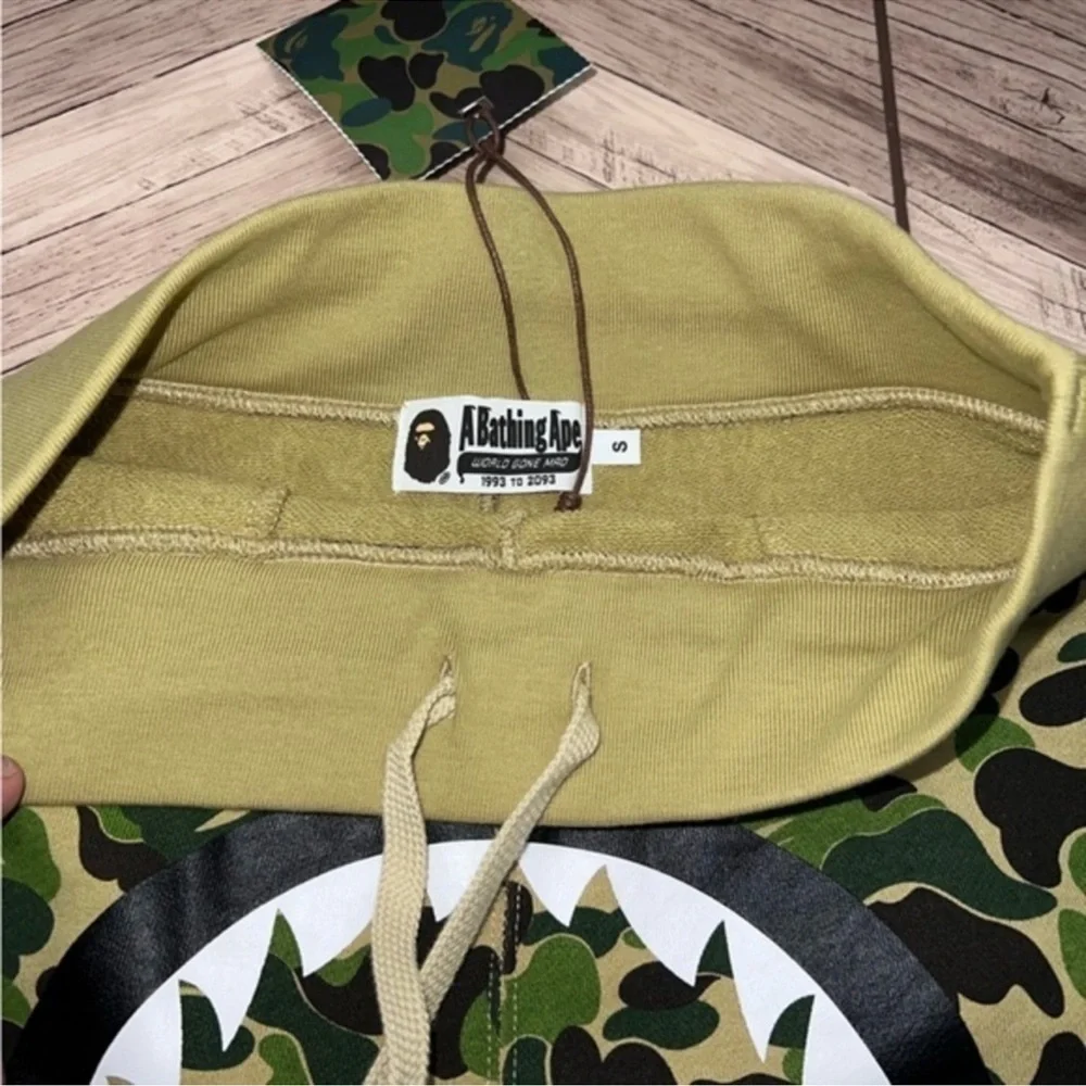 NWT BAPE : Camo Shark Sweat Shorts